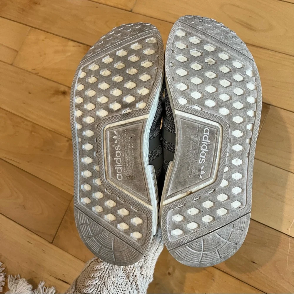 Adidas NMD R1 Shoes‎ in Vapour Grey
